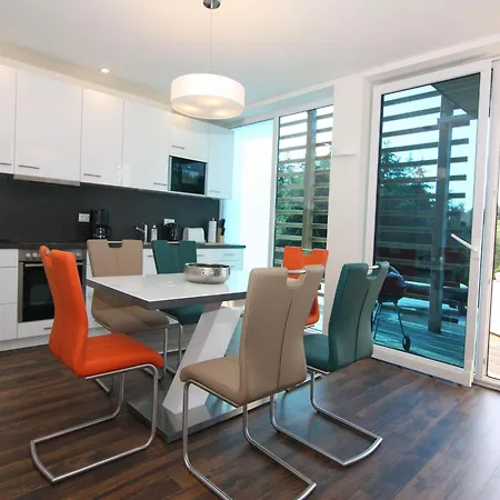 Chalet, Hébergement de vacances *